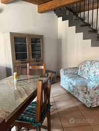 Casa Di Corte ristrutturata in Montrigiasco