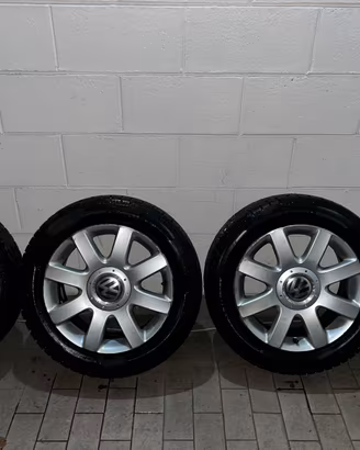 4 Cerchi Lega 16" VW Golf/Touran/Audi + 1 OMAGGIO