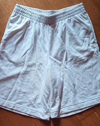 Shorts bianchi in felpa di Essentials