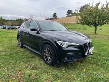 ALFA ROMEO Stelvio 2.2 Turbodiesel 180 CV AT8 RW