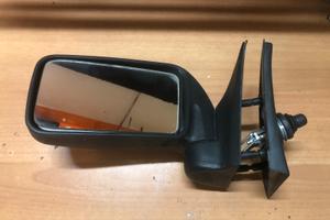 Specchietto e altri ricambi lancia y 10