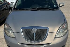 Lancia Ypsilon 1.4 Platino Ecochic GPL