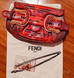 Fendi pochette pelle con catenella