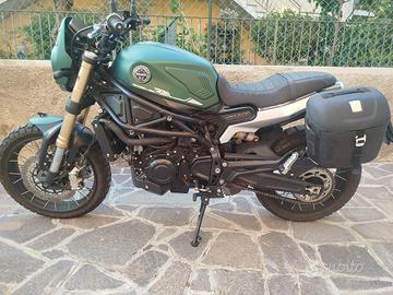 Benelli Leoncino 800 Trail  km7500