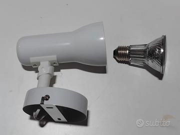 N° 3 Faretti con lampadine par e led 13,5 watt