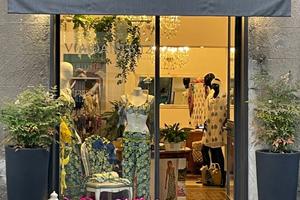 Locale Commerciale Negozio