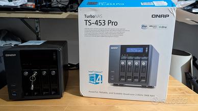 QNAP TS-453 PRO 8GB RAM NO DISCHI