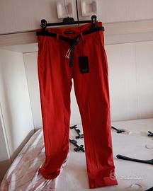 pantalone rosso
