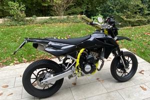 Motard swm 125 4t