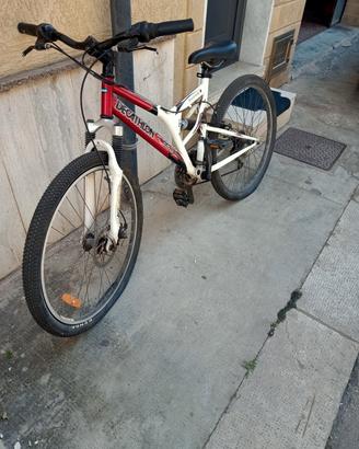 bici decathlon e una coppi