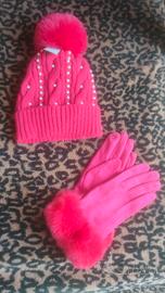 completo invernale cappello e guanti 