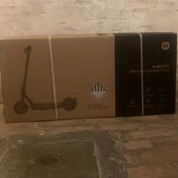 monopattino elettrico Xiaomi Electric Scooter Elit