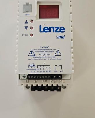 Inverter ESMD751X2SFA LENZE monof. 240V 0.75kW 9A