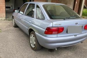 Auto ford escort