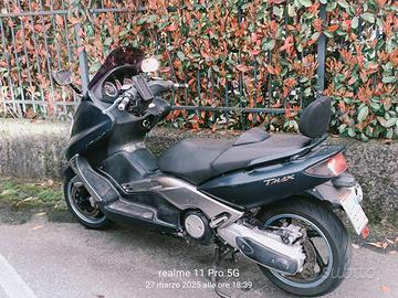 Yamaha T Max - 2005