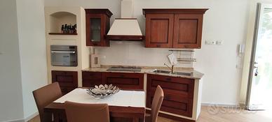 Grazioso bivano semindipendente