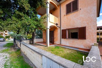 Appartamento al piano terra con giardino