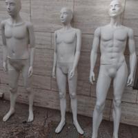 Manichini in plastica