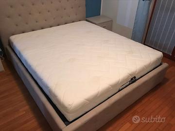 Letto matrimoniale con contenitore