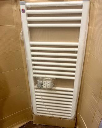 Radiatore Scaldasalviette IRSAP GEO x bagno NUOVO