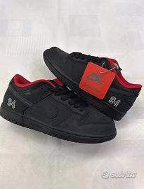 Nike SB Dunk Low Supreme Black Red