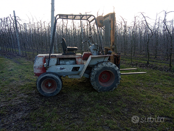 Carro elevatore muletto