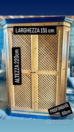 ARMADIO ELEGANTE CON DETTAGLI BLU