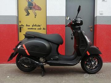 Piaggio Vespa 300 GTS SS HPE