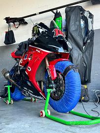 Kawasaki zx10r pronto pista