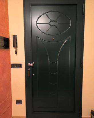 Portoncino in alluminio