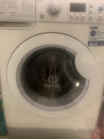 Lavatrice Indesit pwe8148