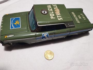 Auto latta vintage Polizia Stradale