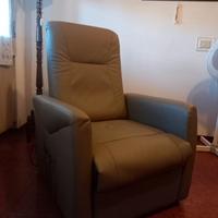 Poltrona Relax Elettrica con Sistema Alzapersona P