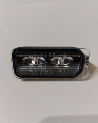 luce targa Jaguar 
