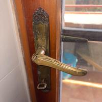 Infisso - Porta battente legno