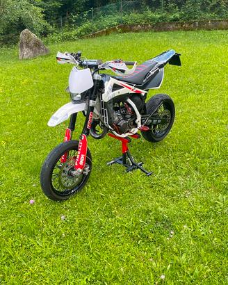 Husqvarna sm 125