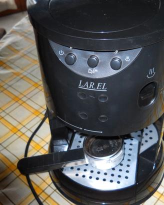 Detengo una macchinetta da caffè nuova ti