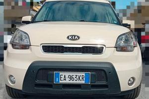 SUV Kia Soul 1.6 CRDi - 2010