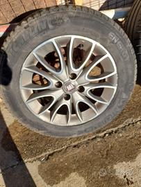 TRENO CERCHI + GOMME FIAT G.PUNTO