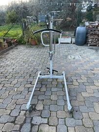 Sollevatore Primus per Anziani Disabili