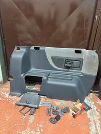 Pannelli rivestimenti interni V Class W638