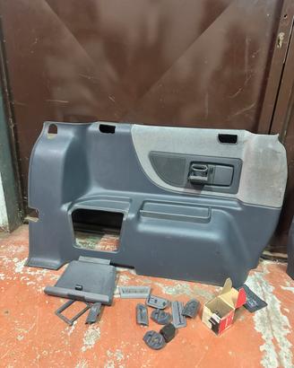 Pannelli rivestimenti interni V Class W638
