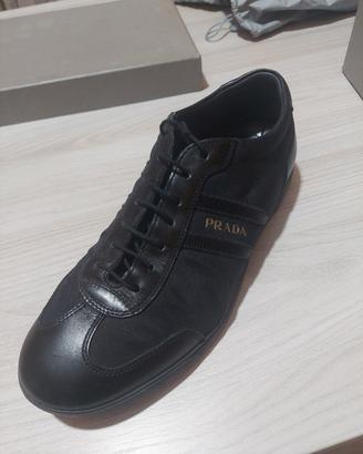 scarpa sneakers originale Prada