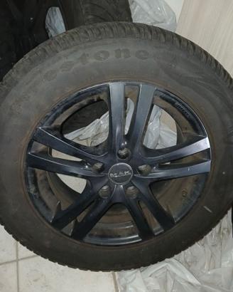 Cerchi Mak opaco nero del 16 e gomme Suzuki Vitara