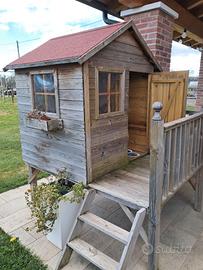 Casetta palafitta per bimbi