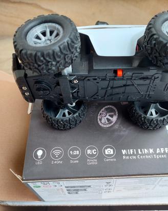 auto radiocomandata con microcamera 1:28