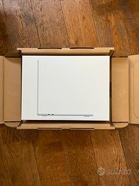 Macbook Air M4 24/512