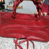 Borsa in pelle rossa con tracolla