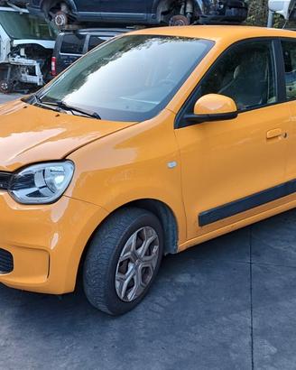 RENAULT TWINGO 2021 SOLO PER RICAMBI