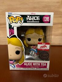 Alice In Wonderland - Alice With Tea - POP! Disney action figure 1395